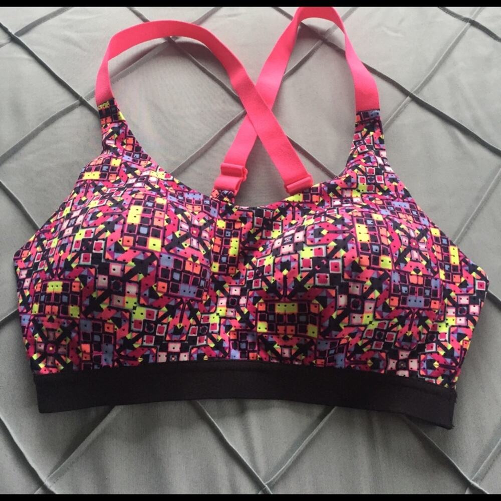 VSX SPORT Patterned Sports Bra